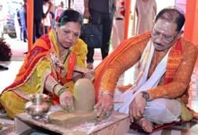 नागपंचमी पर CM विष्णुदेव साय ने बनाया पार्थिव शिवलिंग: परिवार संग फलेश्वरनाथ महादेव की पूजा, छत्तीसगढ़ की समृद्धि की कामना