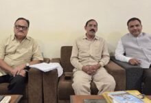 UCC समिति से मिले वक्फ बोर्ड अध्यक्ष सलीम राज, बोले- सरल भाषा में पुस्तक छपे ताकि आम नागरिक आसानी से समझ सकें प्रावधान