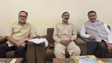 UCC समिति से मिले वक्फ बोर्ड अध्यक्ष सलीम राज, बोले- सरल भाषा में पुस्तक छपे ताकि आम नागरिक आसानी से समझ सकें प्रावधान