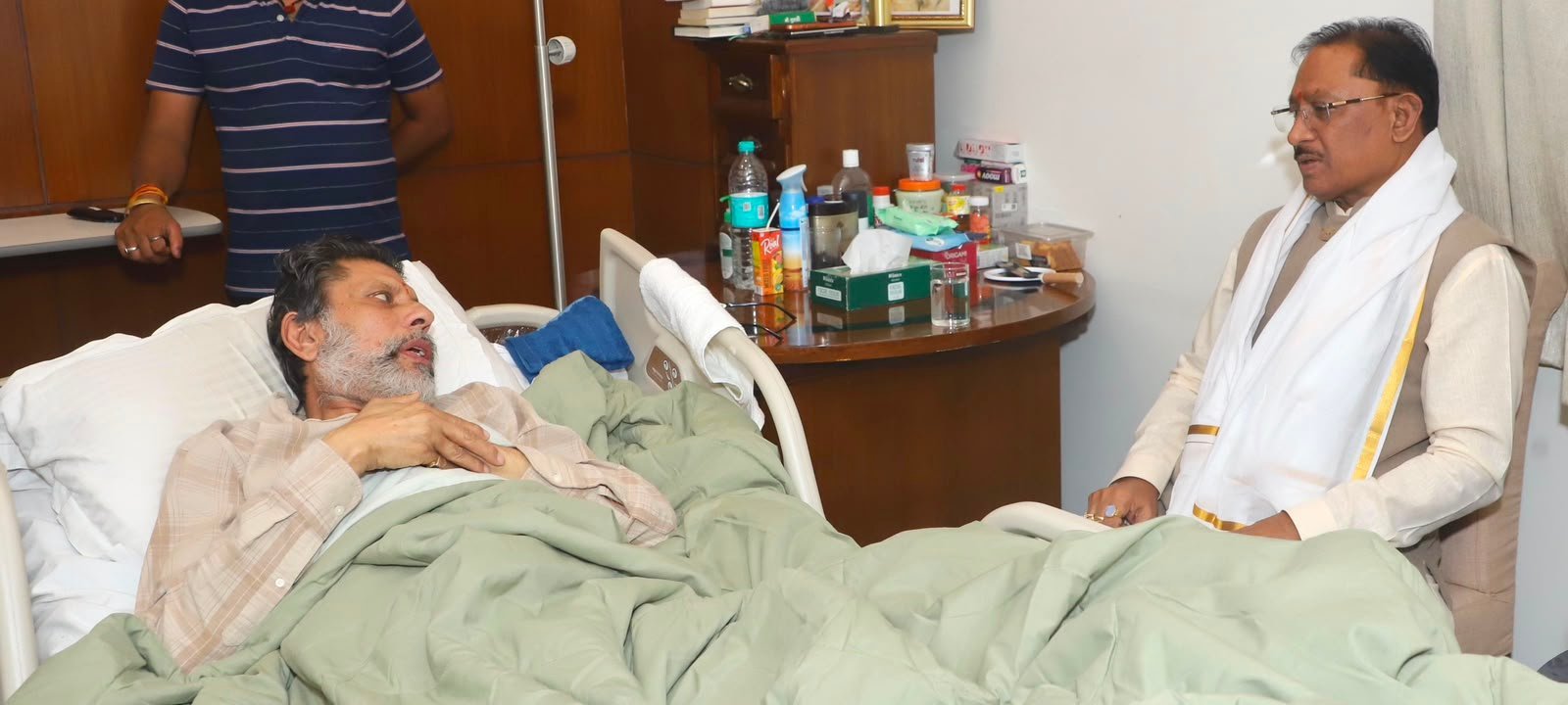 चमोली सुरंग हादसे में कोंडागांव के 4 श्रमिकों की मौत, CM साय ने परिजनों को 5-5 लाख और घायलों को 50-50 हजार देने के निर्देश चमोली सुरंग हादसे में कोंडागांव के 4 श्रमिकों की मौत, CM साय ने परिजनों को 5-5 लाख और घायलों को 50-50 हजार देने के निर्देश