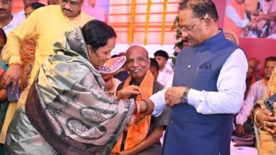 रक्षाबंधन पर बहनों ने मुख्यमंत्री को बांधी राखी : केरसई में 84.69 लाख के विकास कार्यों की सौगात