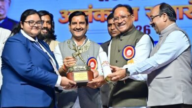 राष्ट्रीय खेल दिवस पर छत्तीसगढ़ की खेल प्रतिभाओं का सम्मान : CM साय ने 126 खिलाड़ियों-प्रशिक्षकों को राज्य खेल अलंकरण से नवाजा, 666 प्रतिभाओं को मिले 1.74 करोड़ रुपए