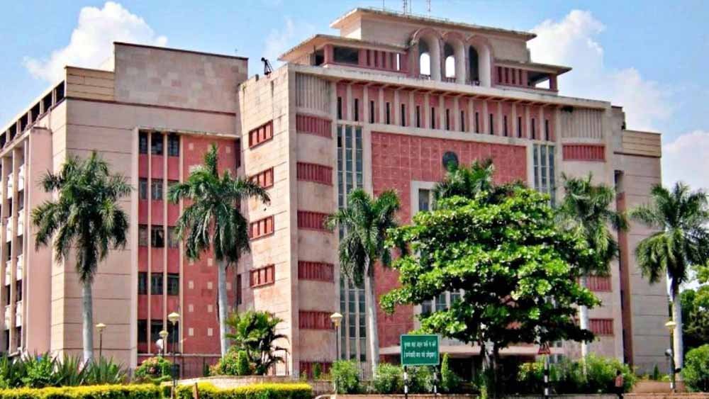 मध्य प्रदेश में बड़ा प्रशासनिक फेरबदल, 32 IAS अधिकारियों के ट्रांसफर; कई CEO और निगम आयुक्त बदले मध्य प्रदेश में बड़ा प्रशासनिक फेरबदल, 32 IAS अधिकारियों के ट्रांसफर; कई CEO और निगम आयुक्त बदले