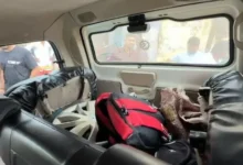 रायपुर में नाली में फंसी स्कॉर्पियो से 5 क्विंटल गांजा बरामद : मोहल्लेवासियों ने शक पर ली तलाशी; ड्राइवर मौके से फरार