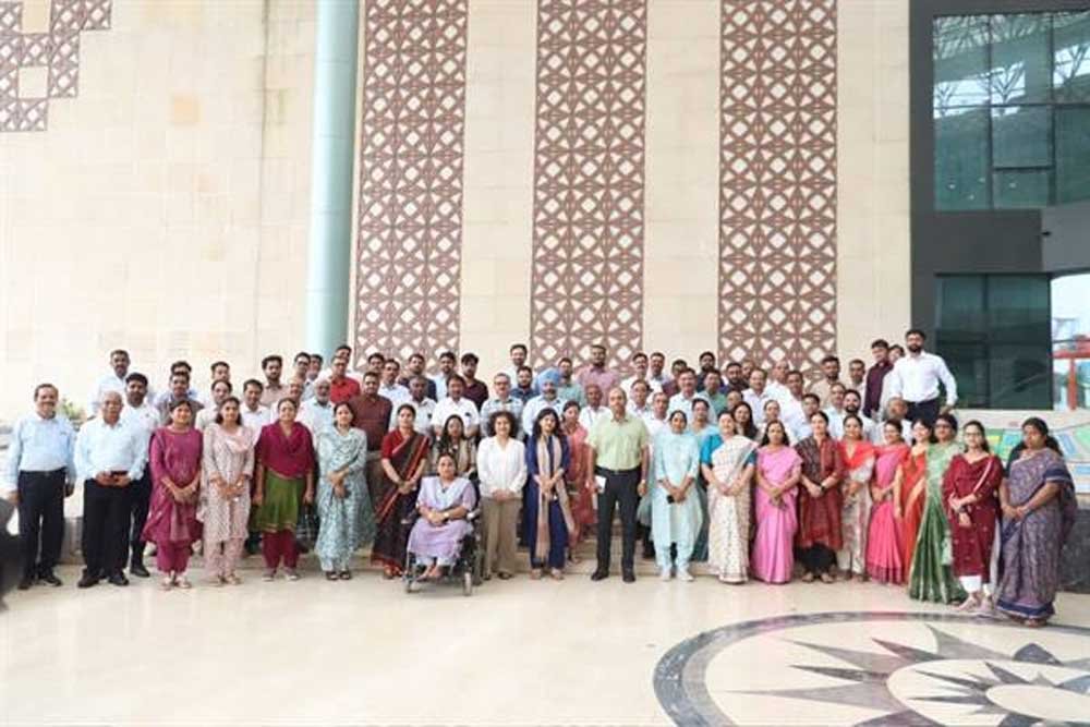 नवीन श्रम संहिताओं से नियोक्ता और कर्मचारियों के अधिकारों एवं संबंधों को मिलेगा बेहतर आधार : सचिव श्रम  राजेन्द्रन