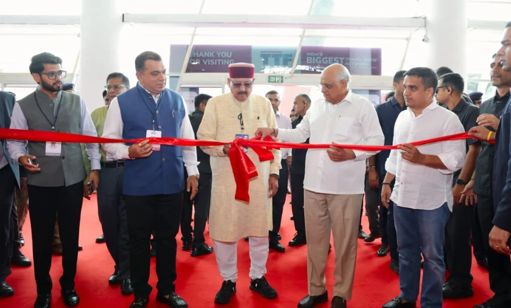 Tourism Fair 2026: देशभर से 900 एग्ज़िबिटर पहुंचे, CM ने किया उद्घाटन Tourism Fair 2026: देशभर से 900 एग्ज़िबिटर पहुंचे, CM ने किया उद्घाटन