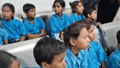 मिड डे मील में छिपकली गिरने से फूड प्वाइजनिंग, 20 बच्चे अस्पताल में भर्ती