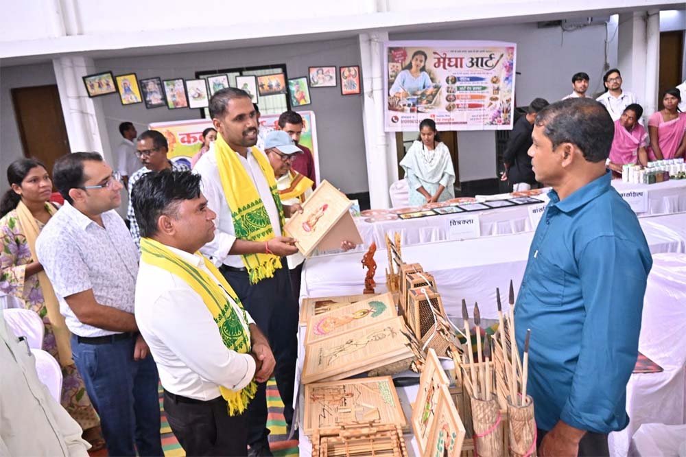 ट्राइफेड से जुड़कर राष्ट्रीय स्तर पर पहचान बनाने का अवसर ट्राइफेड से जुड़कर राष्ट्रीय स्तर पर पहचान बनाने का अवसर