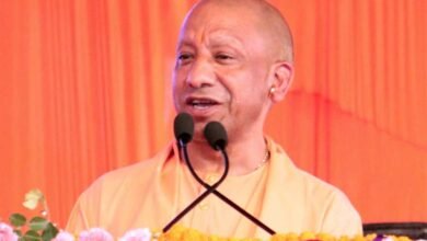 मुख्यमंत्री ने दिगंबर अखाड़े में आयोजित कार्यक्रम में 23वीं पुण्यतिथि पर परमहंस रामचंद्र दास जी महाराज को श्रद्धांजलि अर्पित की मुख्यमंत्री ने दिगंबर अखाड़े में आयोजित कार्यक्रम में 23वीं पुण्यतिथि पर परमहंस रामचंद्र दास जी महाराज को श्रद्धांजलि अर्पित की