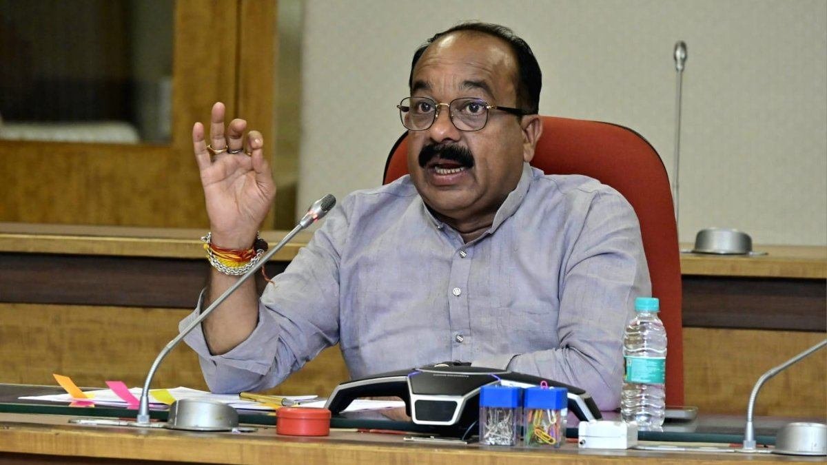 ‘बाल नरेंद्र’ टिप्पणी पर भूपेश बघेल घिरे: डिप्टी CM अरुण साव बोले- ऐसी भाषा बेहद दुर्भाग्यपूर्ण, कांग्रेस का दोहरा चरित्र उजागर
