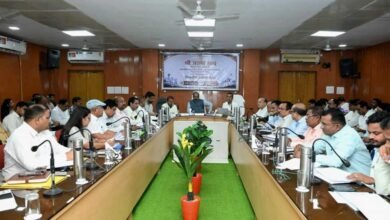 नगरीय निकायों के प्रगतिरत कार्यों में तेजी लाने के निर्देश, धीमी प्रगति पर जताई नाराजगी