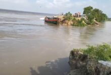ऊर्जा मंत्री के गांव में टूटा राघोपुर तटबंध, इलाके में हड़कंप… 60 फीट से ज्यादा हिस्से में कटाव, तेजी से फैल रहा गंगा का पानी