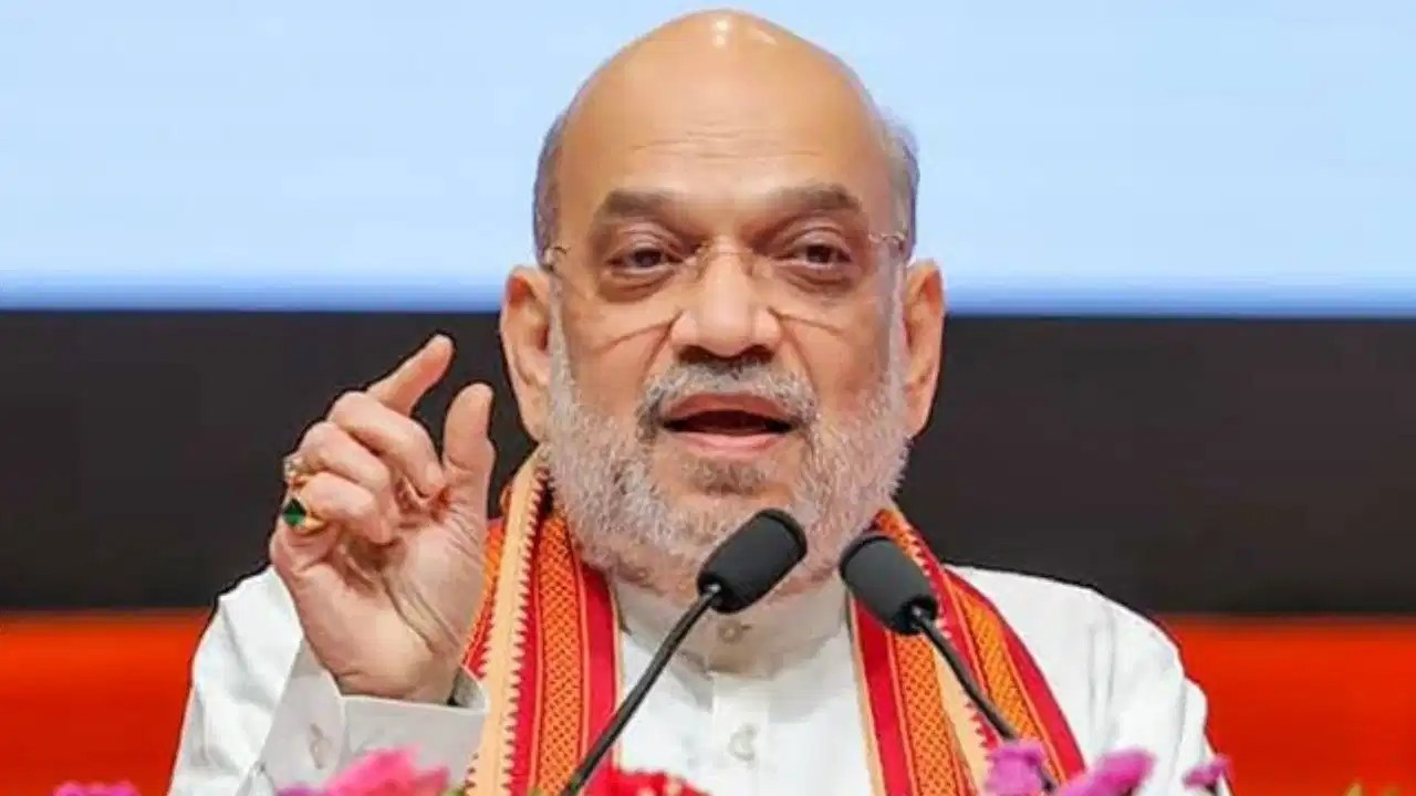 संसद गतिरोध पर अमित शाह का पहला बयान, विपक्ष चर्चा करे, मैं हर सवाल का जवाब दूंगा