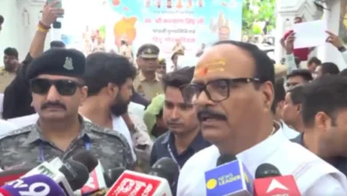 लखनऊ में छात्रों के प्रदर्शन का अंत, डिप्टी CM से मुलाकात के बाद बदला रुख