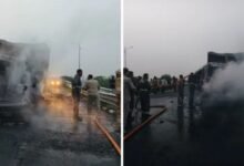 बुंदेलखंड एक्सप्रेसवे पर डंपर में लगी भीषण आग, ड्राइवर ने इस तरकीब से बचाई जान