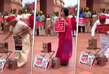 राम मंदिर चंदा चोरी पर संसद में आज भी  विपक्ष का प्रदर्शन, जया बच्चन-डिंपल यादव ने किया दान