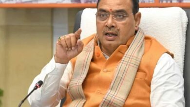 जर्जर भवन में पढ़ रहे थे बच्चे, जिला शिक्षा अधिकारी ने किया निरीक्षण; 6 महीने में पूरा होगा काम जर्जर भवन में पढ़ रहे थे बच्चे, जिला शिक्षा अधिकारी ने किया निरीक्षण; 6 महीने में पूरा होगा काम