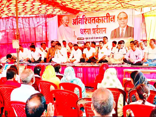 बालपुर स्कूल में छात्रों को रोकने का आरोप, उपसरपंच समेत अन्य के खिलाफ FIR