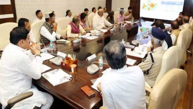 बाढ़ की दशा में संबंधित विभाग जनता को राहत पहुंचाने के लिए सक्रिय रहें