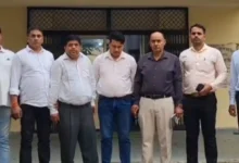 स्क्रैप से भरे ट्रक को छोड़ने के बदले 4 लाख की रिश्वत मांगने वाला ETO गिरफ्तार, 1 लाख लेते रंगे हाथ पकड़ा