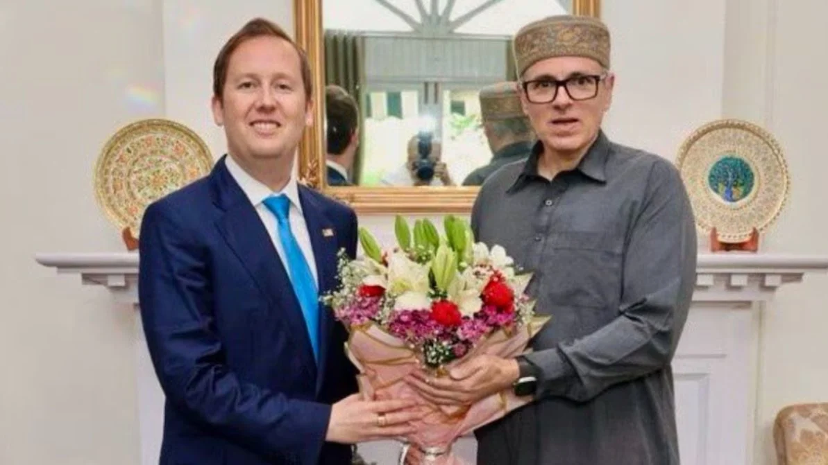 J&K भारत का अहम हिस्सा’,अमेरिकी राजदूत सर्जियो गोर का CM उमर से मुलाकात के बाद बड़ा बयान J&K भारत का अहम हिस्सा’,अमेरिकी राजदूत सर्जियो गोर का CM उमर से मुलाकात के बाद बड़ा बयान