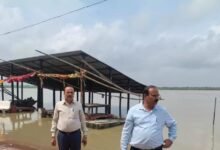 गंगा में बढ़ता पानी बना चिंता का कारण, निचले इलाकों में प्रशासन की पैनी नजर