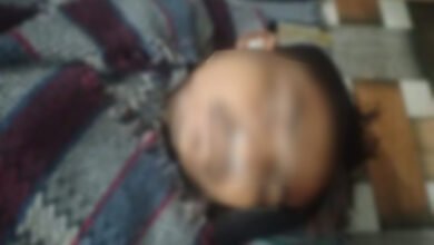 शराब दुकान के बाहर युवक से मारपीट, इलाज के दौरान मौत: नर्सरी में ले जाकर पीटने का आरोप; पुलिस जांच में जुटी