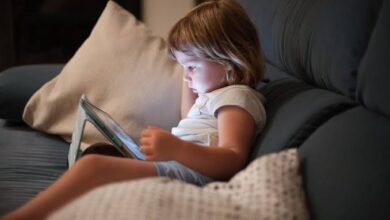 Supreme Court On Kids Screen Time: बच्चों के बदतहे स्क्रीन टाइम पर सुप्रीम कोर्ट ने जताई चिंता, कहा स्कूलों में खेलकूद होना बहुत जरूरी
