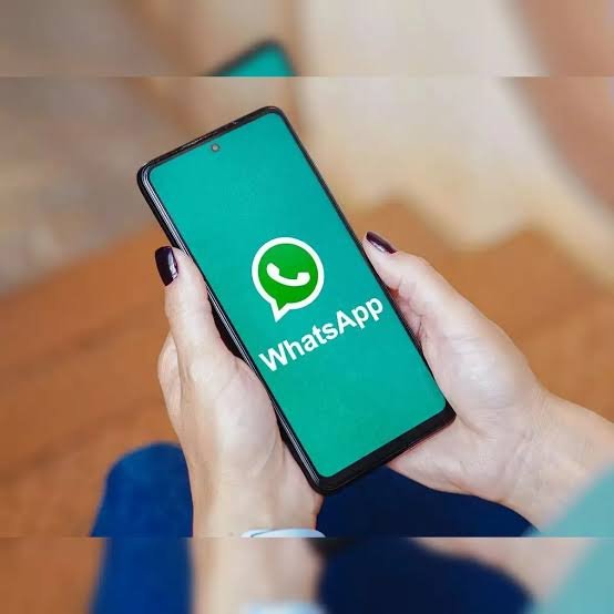 WhatsApp का AI Scam Alert फीचर जल्द, ठगी वाली चैट से पहले करेगा सावधान WhatsApp का AI Scam Alert फीचर जल्द, ठगी वाली चैट से पहले करेगा सावधान