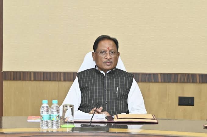 CM विष्णु देव साय की संवेदनशील पहल पर मिली आर्थिक राहत : पुनर्वास नीति के तहत नक्सली हिंसा के 13 पीड़ितों को 32 लाख रुपये की सहायता CM विष्णु देव साय की संवेदनशील पहल पर मिली आर्थिक राहत : पुनर्वास नीति के तहत नक्सली हिंसा के 13 पीड़ितों को 32 लाख रुपये की सहायता