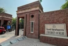 DU का बड़ा फैसला: अब 4 साल के ग्रेजुएशन के बाद सीधे कर सकेंगे PhD, जान‍िए eligiblity