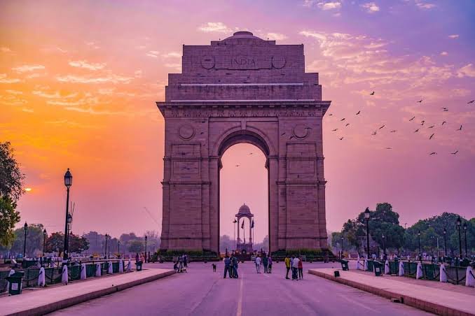 15 अगस्त से पहले दिल्ली में ट्रैफिक पर ब्रेक, 13 और 15 अगस्त के लिए जारी हुआ रूट प्लान