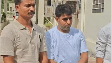 800-KM दूर अयोध्या से घूस लेने पहुंचे, 3 पुलिसकर्मी गिरफ्तार:सीकर में 3 दिन रुके, 2.80 लाख रुपए रिश्वत लेकर जाते समय ACB ने पकड़ा