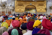 एक ही पंगत में सबको खाना…कैसे शुरू हुई गुरुद्वारे में लंगर की अनूठी परंपरा?