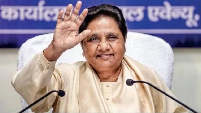 ‘संसद ठप करके किसे फायदा?’ मायावती के बयान से विपक्ष में मची खलबली ‘संसद ठप करके किसे फायदा?’ मायावती के बयान से विपक्ष में मची खलबली