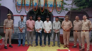 गद्दी की भूख में दांव पर लगी आस्था… मुरादाबाद के काली माता मंदिर में पूर्व मंहत ने साथियों संग की संतों से मारपीट गद्दी की भूख में दांव पर लगी आस्था… मुरादाबाद के काली माता मंदिर में पूर्व मंहत ने साथियों संग की संतों से मारपीट