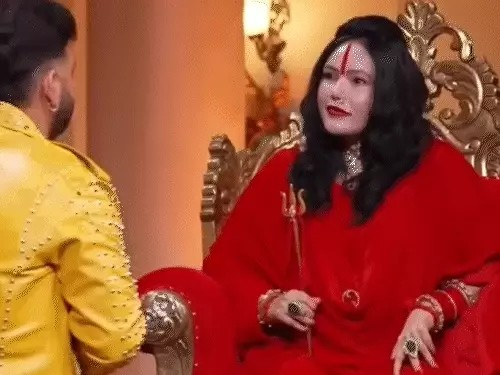 ‘पवन सिंह को जल्द प्यार करने वाली दूसरी पत्नी मिलेगी’:राधे मां ने पावर स्टर को लेकर की भविष्वाणी; यूजर्स बोले-ज्योति भाभी खराब थीं क्या ‘पवन सिंह को जल्द प्यार करने वाली दूसरी पत्नी मिलेगी’:राधे मां ने पावर स्टर को लेकर की भविष्वाणी; यूजर्स बोले-ज्योति भाभी खराब थीं क्या
