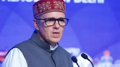कुलगाम आतंकी हमले में मारे गए मजदूरों को मिलेगा 16-16 लाख का मुआवजा, सीएम उमर का ऐलान कुलगाम आतंकी हमले में मारे गए मजदूरों को मिलेगा 16-16 लाख का मुआवजा, सीएम उमर का ऐलान