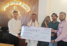 ड्यूटी के दौरान दिवंगत प्रधान आरक्षक के परिवार को पुलिस सैलरी पैकेज के तहत 1 करोड़ 23 लाख रुपए की आर्थिक सहायता