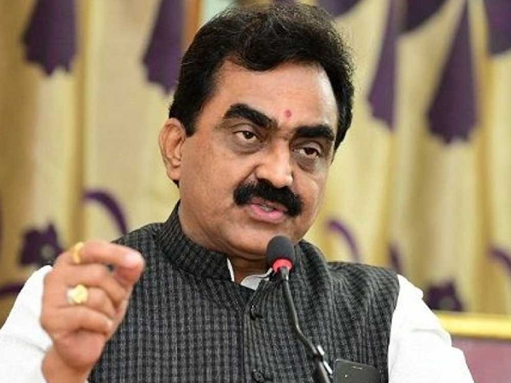 नागरिकों के सुरक्षित और सुगम आवागमन के लिए तीन वैकल्पिक मार्ग निर्धारित नागरिकों के सुरक्षित और सुगम आवागमन के लिए तीन वैकल्पिक मार्ग निर्धारित