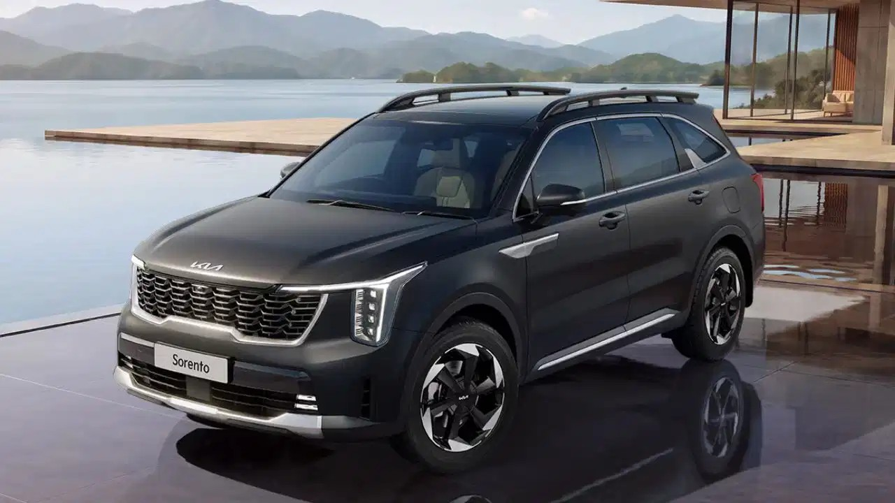 क्या फॉर्च्यूनर का ‘फितूर’ उतारेगी ये धांसू SUV? 4 सितंबर को लॉन्च होगी किआ सोरेंटो क्या फॉर्च्यूनर का ‘फितूर’ उतारेगी ये धांसू SUV? 4 सितंबर को लॉन्च होगी किआ सोरेंटो