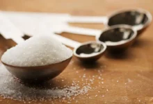 त्योहारों से पहले चीनी की किल्लत का डर! सरकार ने स्टॉक लिमिट बढ़ाने से किया इनकार