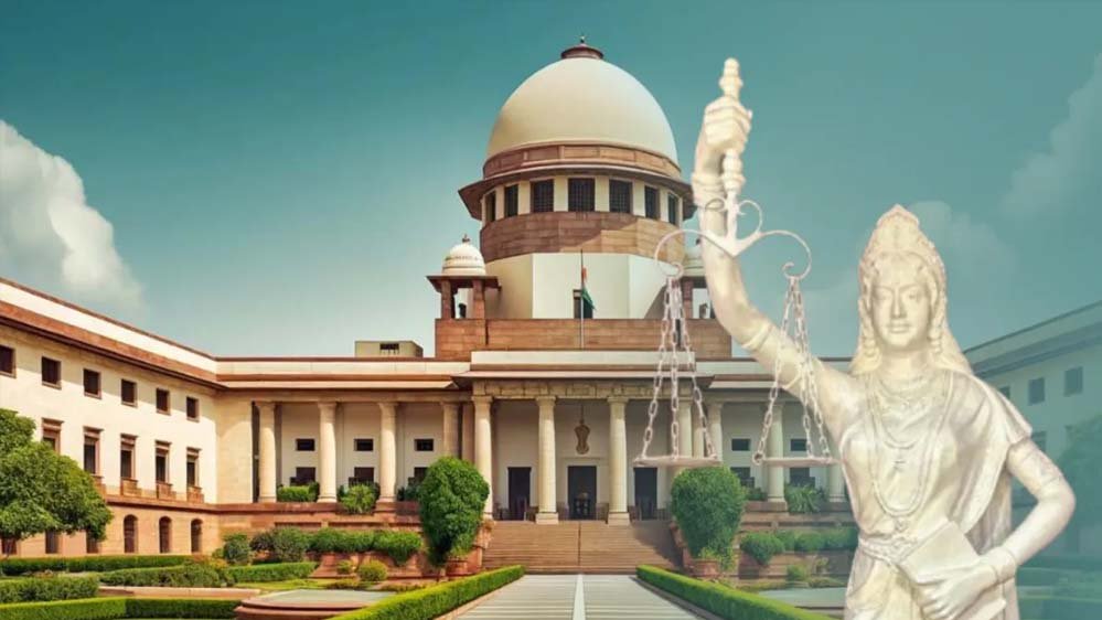 Child Abuse Content Case: सुप्रीम कोर्ट ने सोशल मीडिया कंपनियों को घेरा, CSEAM की रिपोर्टिंग पर केंद्र से मांगा जवाब