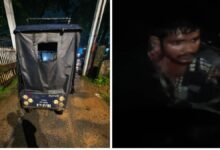 ऑटो में बैठी नाबालिग छात्रा ने लगाई मदद की गुहार: सुनसान इलाके में ले जाने का आरोप, लोगों ने चालक को पकड़कर पुलिस को सौंपा