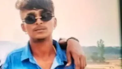 रक्षाबंधन की रात दुर्ग में खूनी वारदात, विवाद के बाद युवक की चाकू-पत्थर से हत्या रक्षाबंधन की रात दुर्ग में खूनी वारदात, विवाद के बाद युवक की चाकू-पत्थर से हत्या