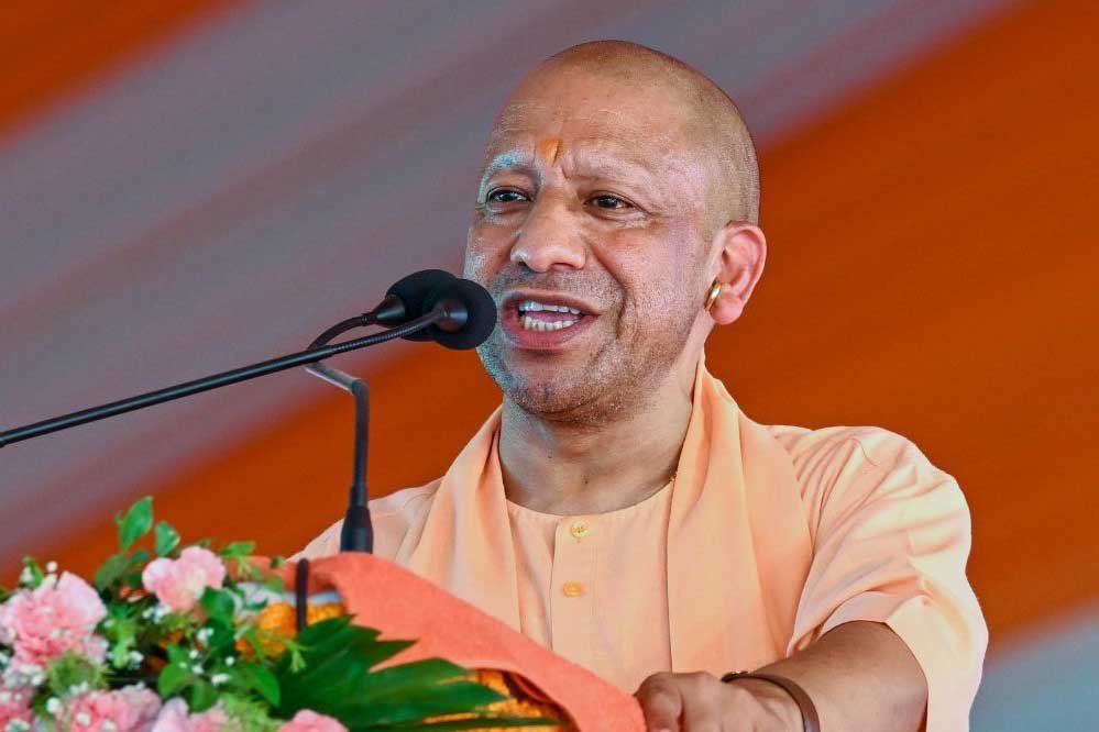 UP के 78 हजार राशन विक्रेताओं को CM योगी की बड़ी सौगात, लाभांश ₹90 से बढ़कर ₹125 प्रति क्विंटल