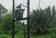 रायगढ़ के कमरगा गांव में 20 दिन से बिजली बंद, ट्रांसफार्मर खराब होने से 400 परिवार परेशान
