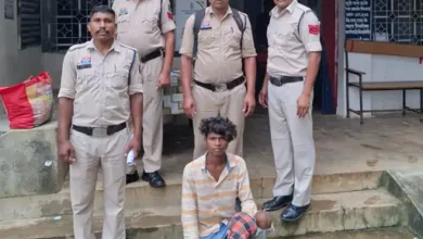 3 साल तक नाबालिग से दुष्कर्म का आरोप, गर्भवती होने पर खुला मामला; फरार आरोपी गिरफ्तार 3 साल तक नाबालिग से दुष्कर्म का आरोप, गर्भवती होने पर खुला मामला; फरार आरोपी गिरफ्तार