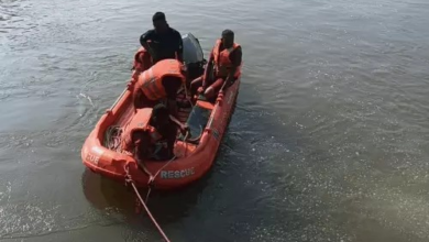 खारून एनीकट में बाइक समेत बहा युवक, तलाश के बाद मिला शव खारून एनीकट में बाइक समेत बहा युवक, तलाश के बाद मिला शव