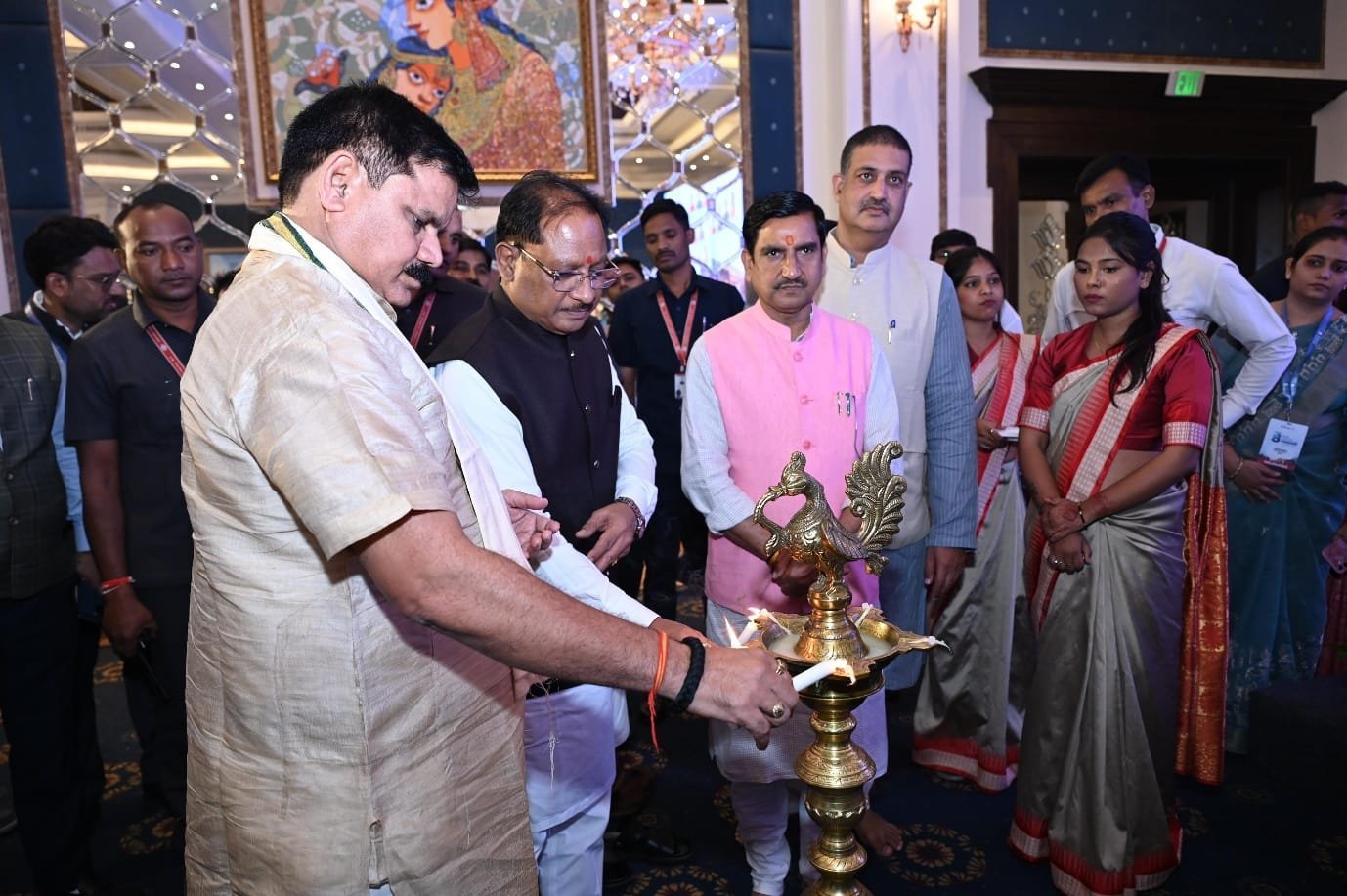 छत्तीसगढ़ में खनिज निवेश को मिलेगा बढ़ावा : 8वीं नीलामी श्रृंखला में 5 ब्लॉक शामिल, सतीश चंद्र दुबे ने उद्योग भागीदारी पर दिया जोर
